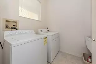 4831 Summertree Rd, Venice, FL 34293 - Photo 17