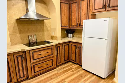 660 N Green Circle, Venice, FL 34285 - Photo 9