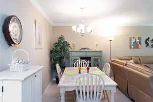 1554 Tallywood Dr, Sarasota, FL 34237 - Photo 7