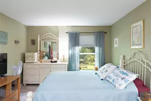 1554 Tallywood Dr, Sarasota, FL 34237 - Photo 13