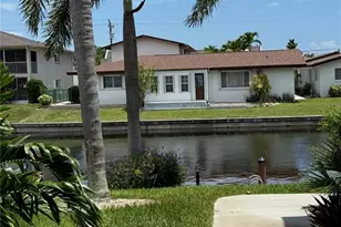 1220 SE 46th St, Cape Coral, FL 33904 - Photo 5