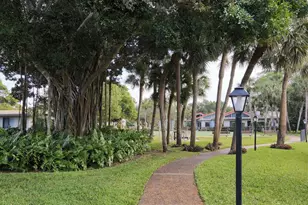 500 Park Blvd S, Venice, FL 34285 - Photo 31