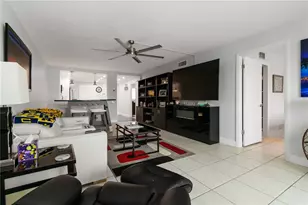 250 Santa Maria St, Venice, FL 34285 - Photo 9