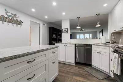 250 Santa Maria Street #219, Venice, FL 34285 - Photo 5