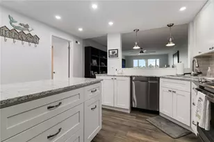 250 Santa Maria St, Venice, FL 34285 - Photo 5