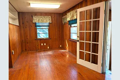 1740 Wisconsin Lane, Sarasota, FL 34239 - Photo 11