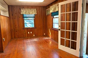 1740 Wisconsin Ln, Sarasota, FL 34239 - Photo 11