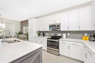 12140 Wellen Golf St, Venice, FL 34293 - Photo 5