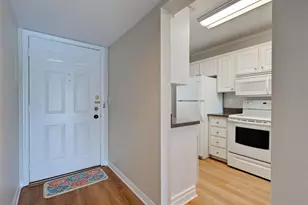 406 Cerromar Cir N, Venice, FL 34293 - Photo 5