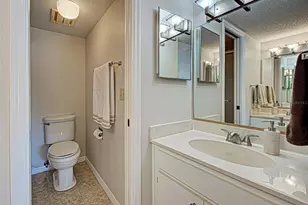 406 Cerromar Cir N, Venice, FL 34293 - Photo 33