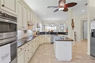 11161 Staveley Ct, Venice, FL 34293 - Photo 5