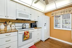 430 Mission Trail E, Venice, FL 34285 - Photo 9