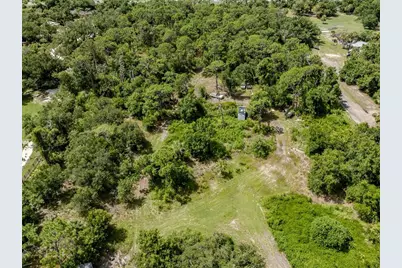 E Manasota Beach Road, Englewood, FL 34223 - Photo 27