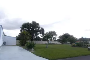 375 Longwood Dr, Venice, FL 34285 - Photo 3