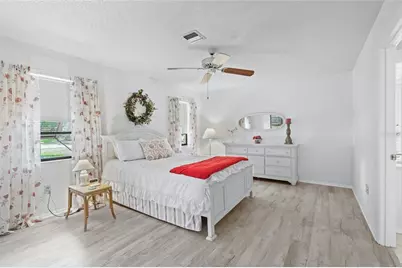 98 Drifting Sands Drive, Venice, FL 34293 - Photo 13