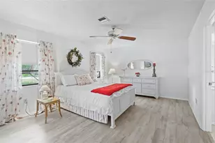 98 Drifting Sands Dr, Venice, FL 34293 - Photo 13