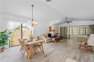 98 Drifting Sands Dr, Venice, FL 34293 - Photo 5