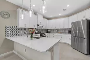10117 Milky Way Cir, Sarasota, FL 34241 - Photo 7