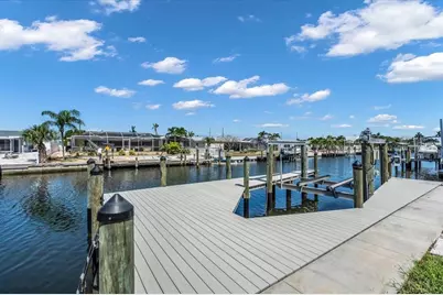 3816 Royal Palm Drive, Bradenton, FL 34210 - Photo 11