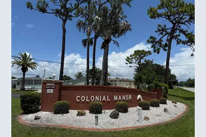 231 Inner Drive E, Venice, FL 34285 - Photo 1