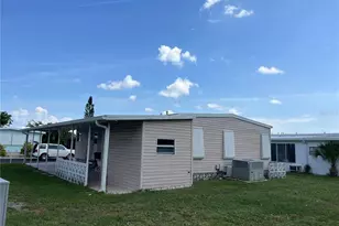 806 Jolanda Cir, Venice, FL 34285 - Photo 5