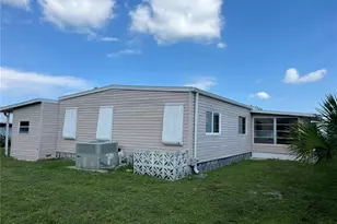 806 Jolanda Cir, Venice, FL 34285 - Photo 3