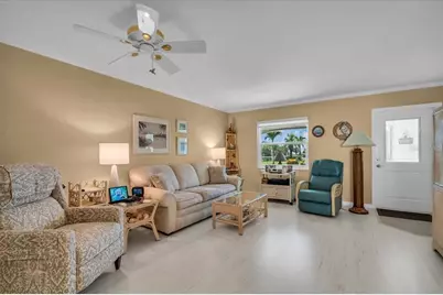 100 The Esplanade N #18, Venice, FL 34285 - Photo 5