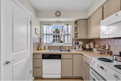 100 The Esplanade N #18, Venice, FL 34285 - Photo 25