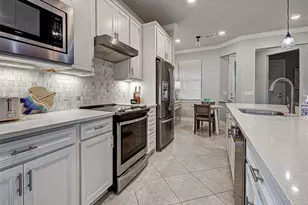 13836 Campoleone St, Venice, FL 34293 - Photo 11