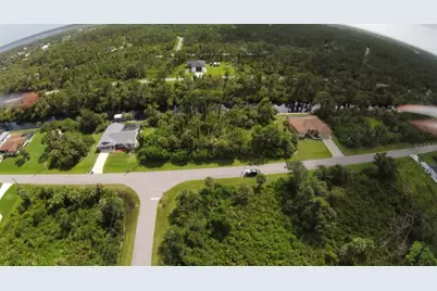 395 Ramblewood Street, Port Charlotte, FL 33953 - Photo 5