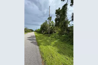 395 Ramblewood Street, Port Charlotte, FL 33953 - Photo 3