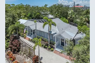 726 Eagle Point Drive, Venice, FL 34285 - Photo 33