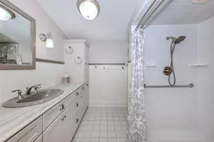 726 Eagle Point Dr, Venice, FL 34285 - Photo 21