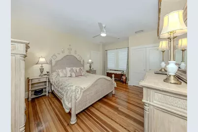 726 Eagle Point Drive, Venice, FL 34285 - Photo 11