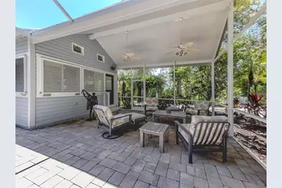 726 Eagle Point Drive, Venice, FL 34285 - Photo 15