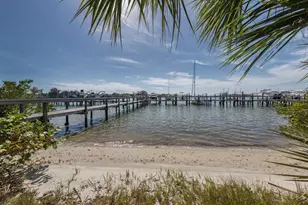 726 Eagle Point Dr, Venice, FL 34285 - Photo 49