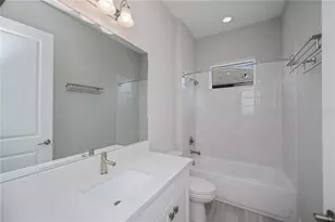 6137 Lungo Lago Dr, Sarasota, FL 34241 - Photo 47