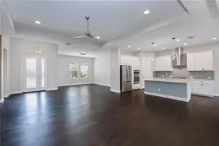 6137 Lungo Lago Dr, Sarasota, FL 34241 - Photo 19