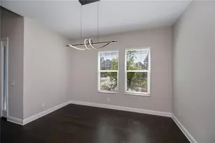 6137 Lungo Lago Dr, Sarasota, FL 34241 - Photo 27