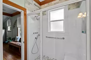 713 Eagle Point Dr, Venice, FL 34285 - Photo 47