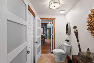 713 Eagle Point Dr, Venice, FL 34285 - Photo 33