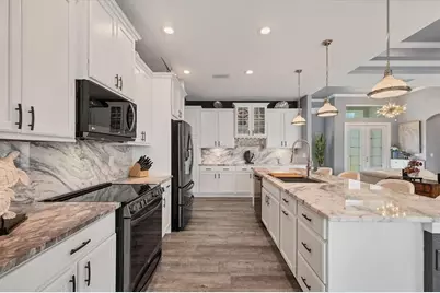 15704 Lakeland Circle, Port Charlotte, FL 33981 - Photo 17