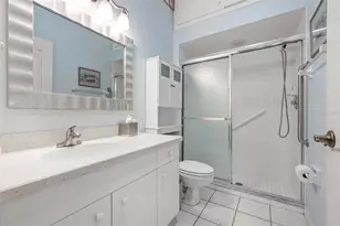 1262 Berkshire Cir, Venice, FL 34292 - Photo 25