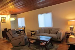 421 Riviera St, Venice, FL 34285 - Photo 3