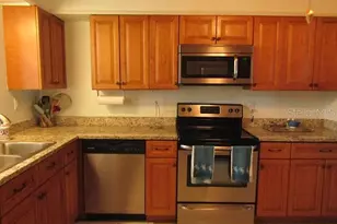 421 Riviera St, Venice, FL 34285 - Photo 7