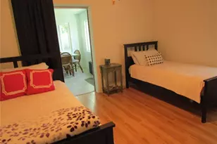 421 Riviera St, Venice, FL 34285 - Photo 11