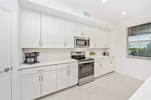 12620 Radiance Ct, Venice, FL 34293 - Photo 11