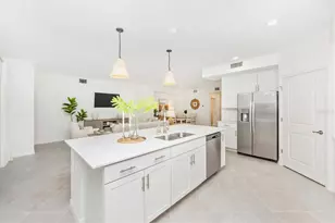 12620 Radiance Ct, Venice, FL 34293 - Photo 7