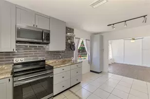 1321 Groveland Ave, Venice, FL 34285 - Photo 27