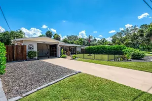 1321 Groveland Ave, Venice, FL 34285 - Photo 1